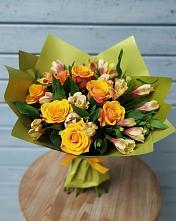 Букет цветов из:  Альстромерии и Розы в Сергиевский