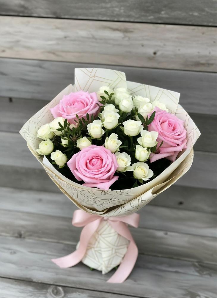 Букет цветов из: Розы в Сергиевский