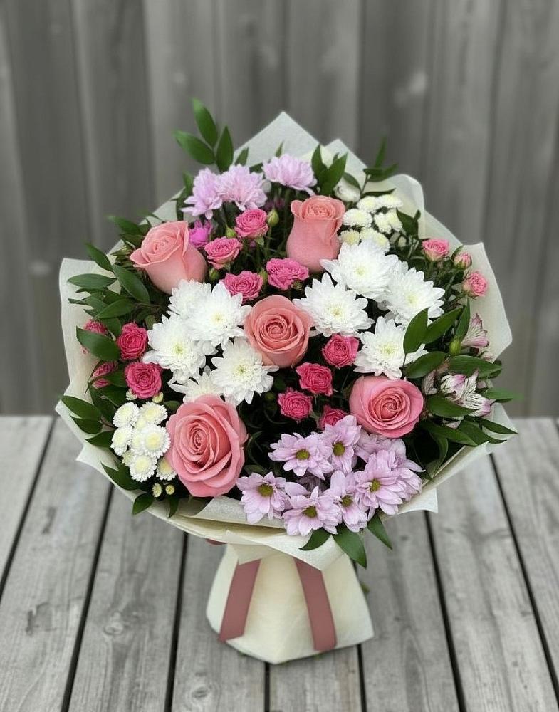 Букет цветов из: Альстромерии, Гвоздики, Розы и Хризантемы в Сергиевский