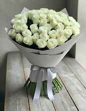 Букет 35 Белых роз в Сергиевский