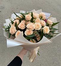Букет Кремовые розы Латте в Сергиевский