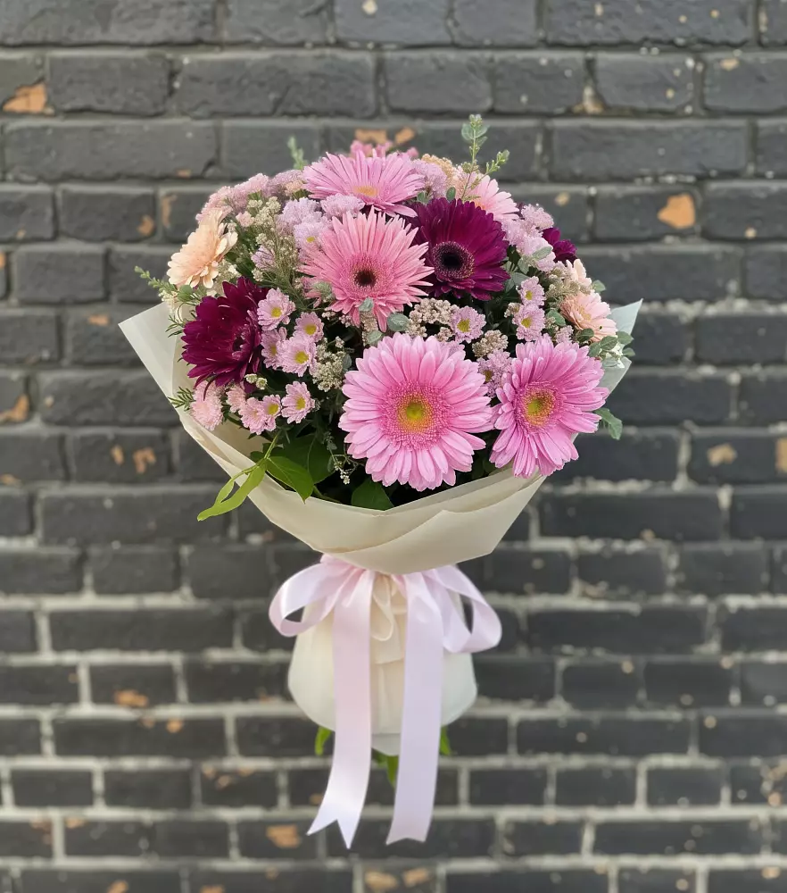 Букет цветов из: Герберы и Хризантемы в Сергиевский