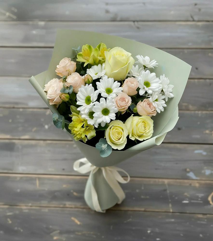 Букет цветов из: Альстромерии, Розы и Хризантемы в Сергиевский