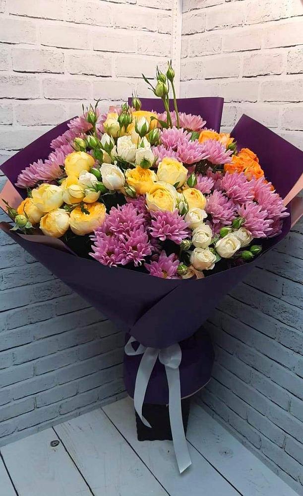Букет цветов из: Хризантемы и Розы в Сергиевский