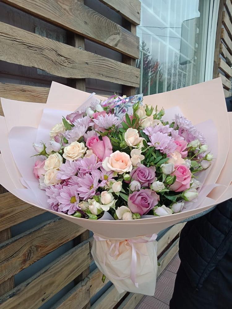 Букет цветов из: Розы и Хризантемы в Сергиевский