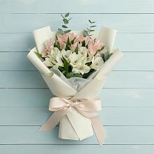 Букет цветов из:  Альстромерии в Сергиевский