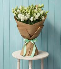 Букет цветов из:  Лизиантусы в Сергиевский