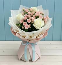 Букет цветов из:  Розы #REPLACE_PRED# Сергиевский