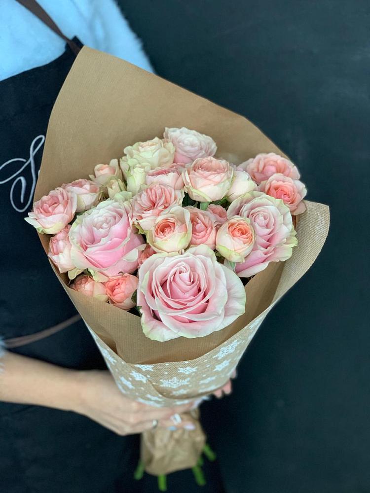 Букет цветов из: Хризантемы и Розы в Сергиевский