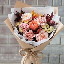 Букет цветов из:  Гвоздики, Хризантемы и Розы в Сергиевский