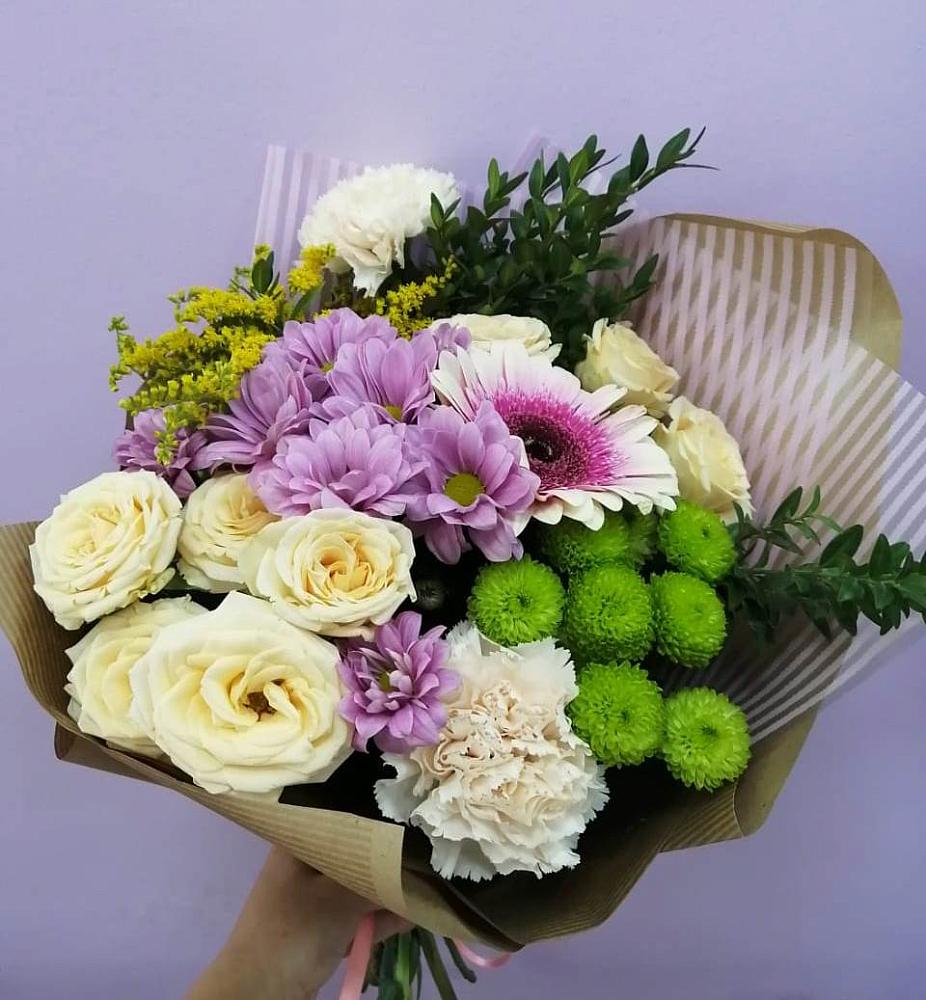 Букет цветов из: Хризантемы, Розы, Гвоздики и Герберы в Сергиевский