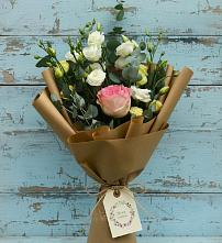 Букет цветов из:  Розы и Лизиантусы в Сергиевский